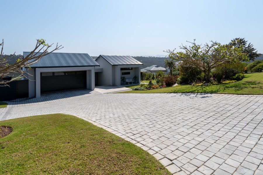 4 Bedroom Property for Sale in Brackenridge Western Cape